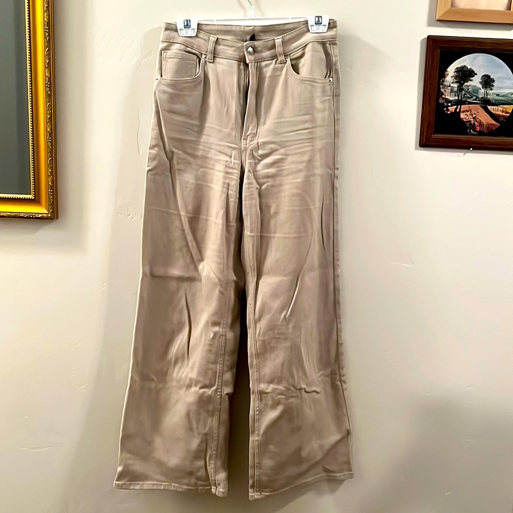Women’s Jeans, Tan/Cream, H&M Divided, Size 8, Good Condition